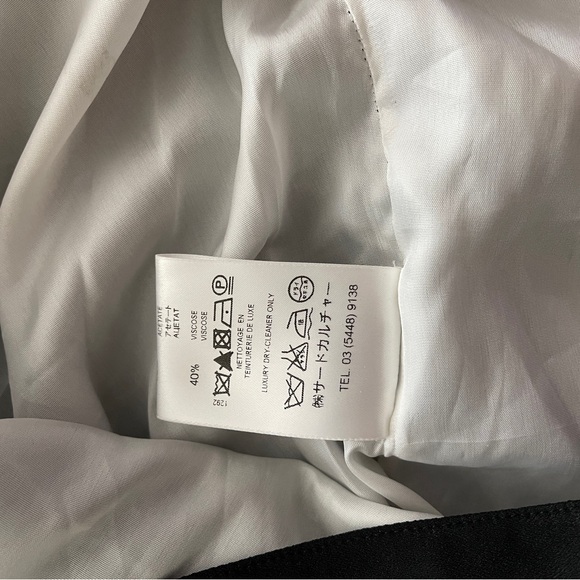 Givenchy Black and White Lace Shift Dress w/ Square Neckline. Excellent Cond. XS - Picture 8 of 9